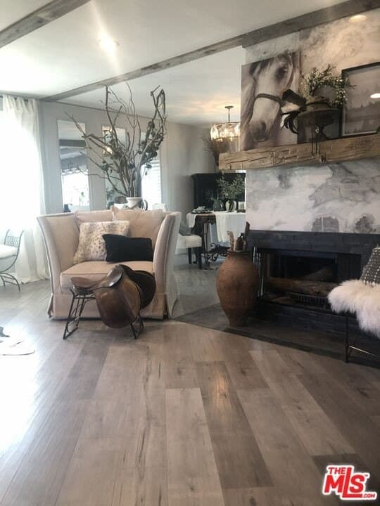 26345 W Bravo Ln, Calabasas