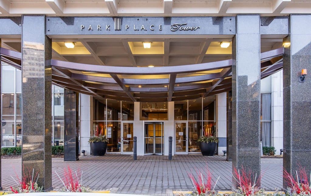 655 W Irving Park Rd Apt 3708