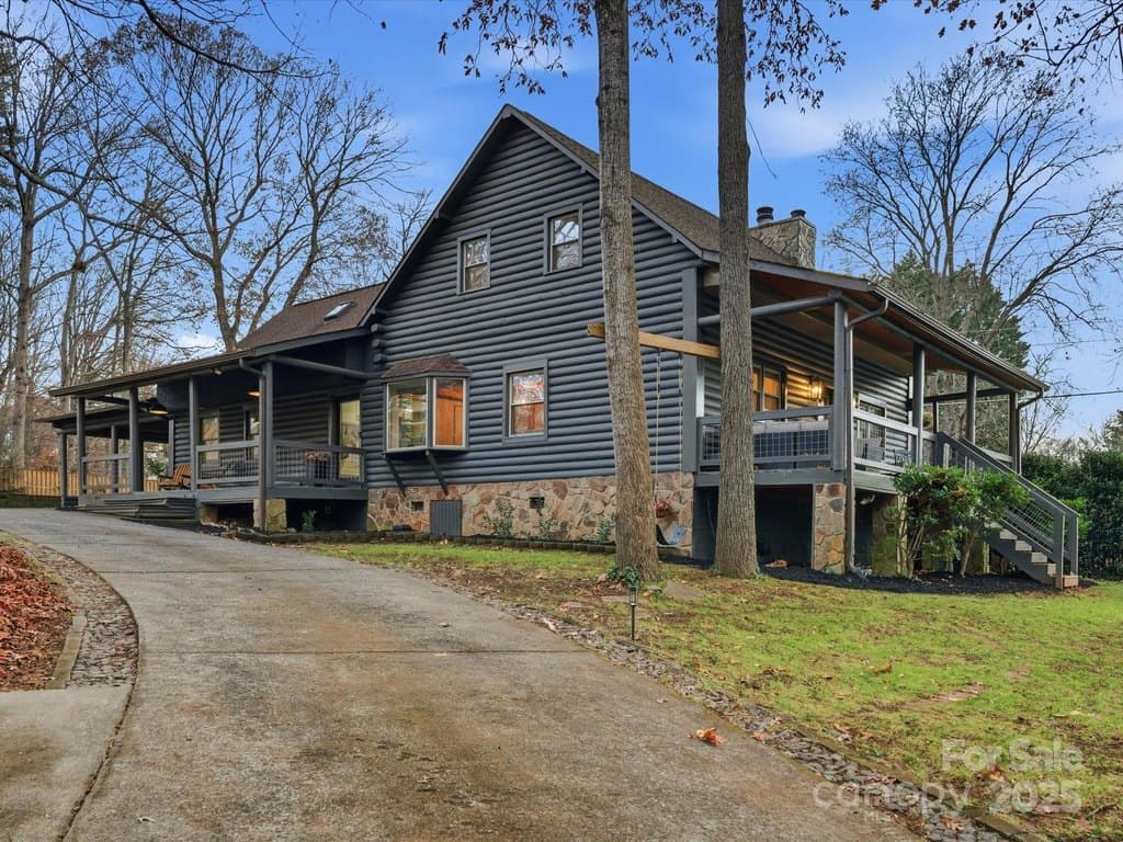 19810 Schooner Dr, Cornelius