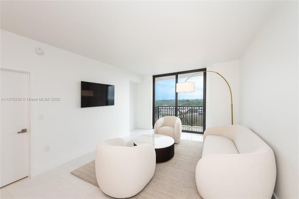 301 Altara Ave Apt 619, Coral Gables