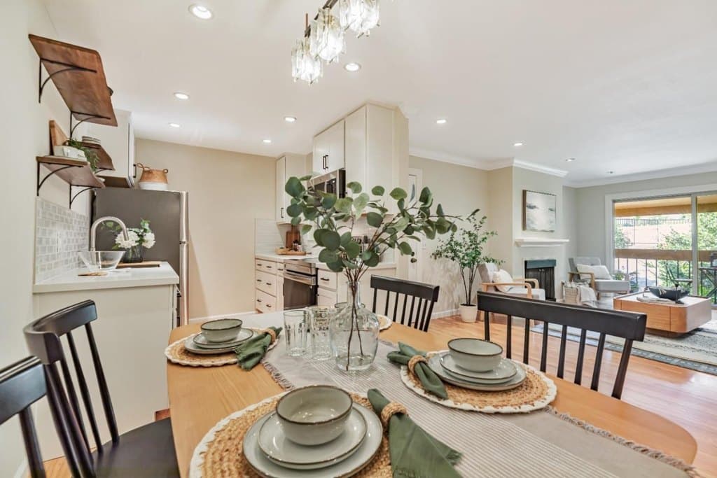 1210 Golden Oaks Ln, Monterey