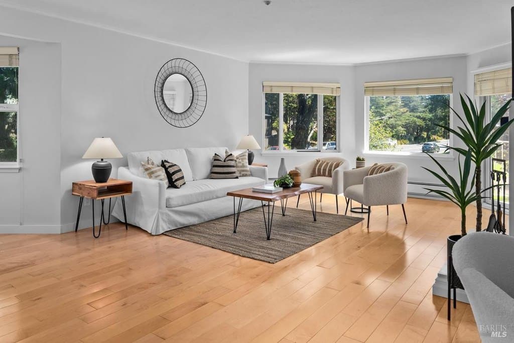 110 Seminary Dr Apt 1A, Mill Valley