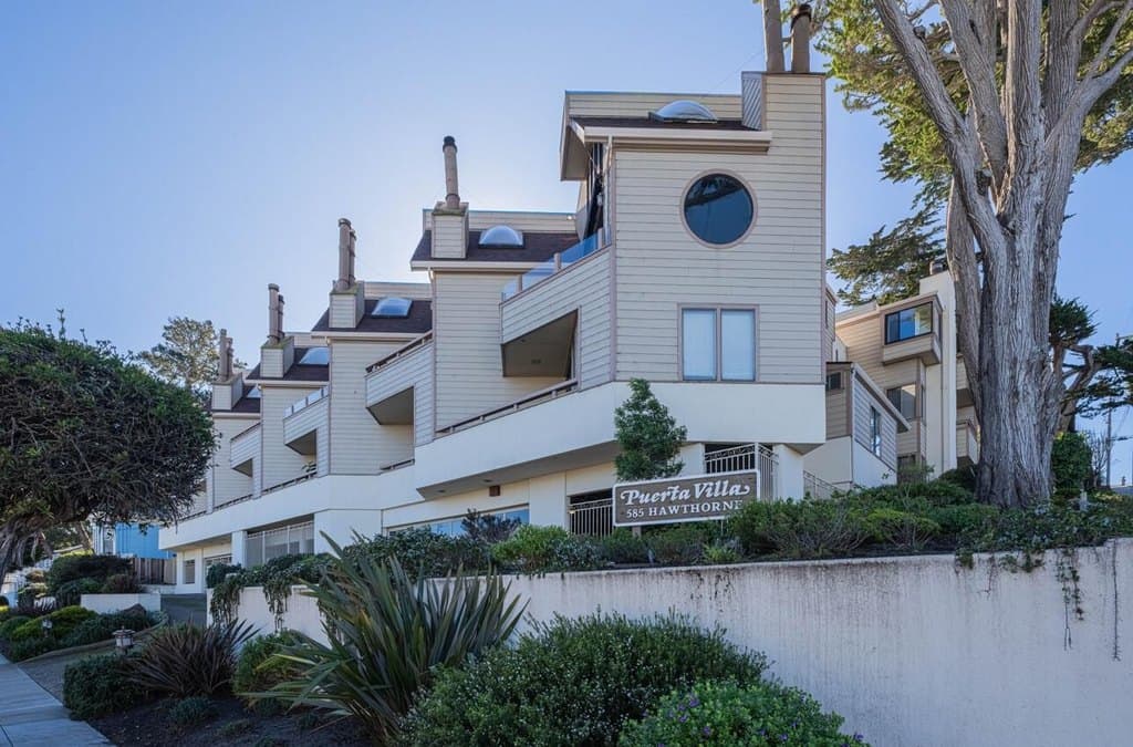 585 Hawthorne St Apt 103, Monterey