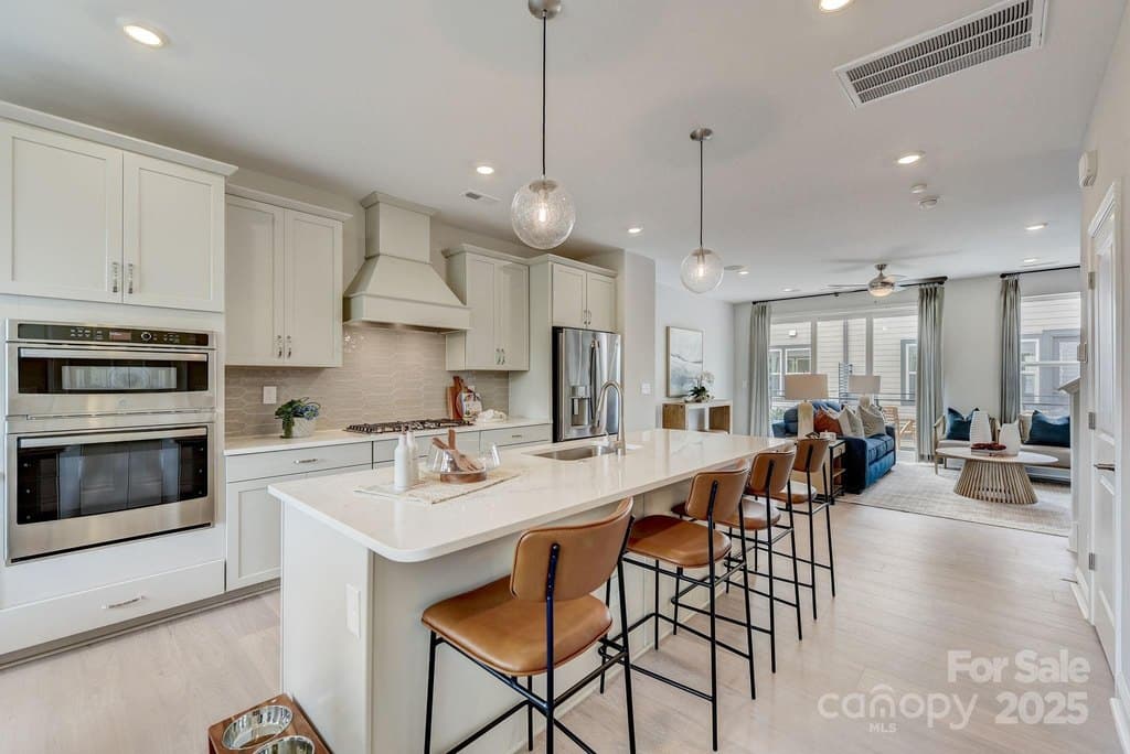 516 Annie Lowery Way, Davidson