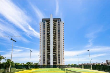 1800 NE 114th St Apt 1810