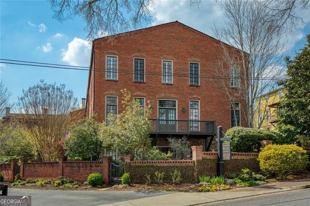 100 Founders Mill Ct, Roswell