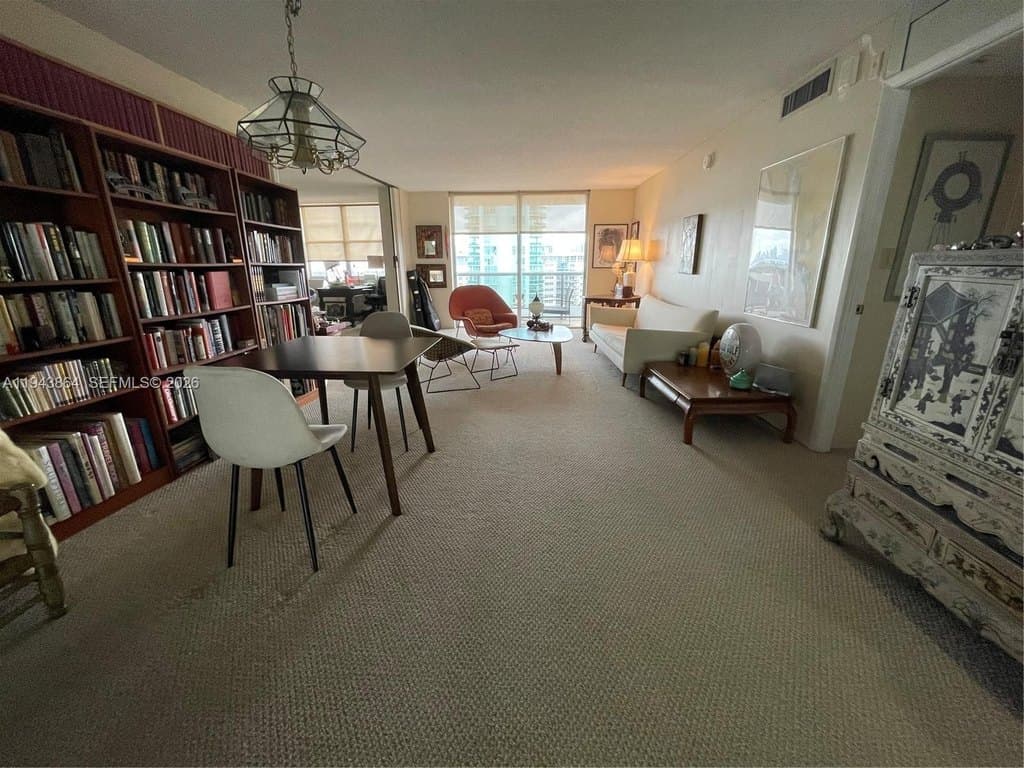 6039 Collins Ave Apt 1232, Miami Beach