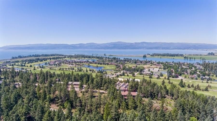 151 Bjork Dr, Bigfork