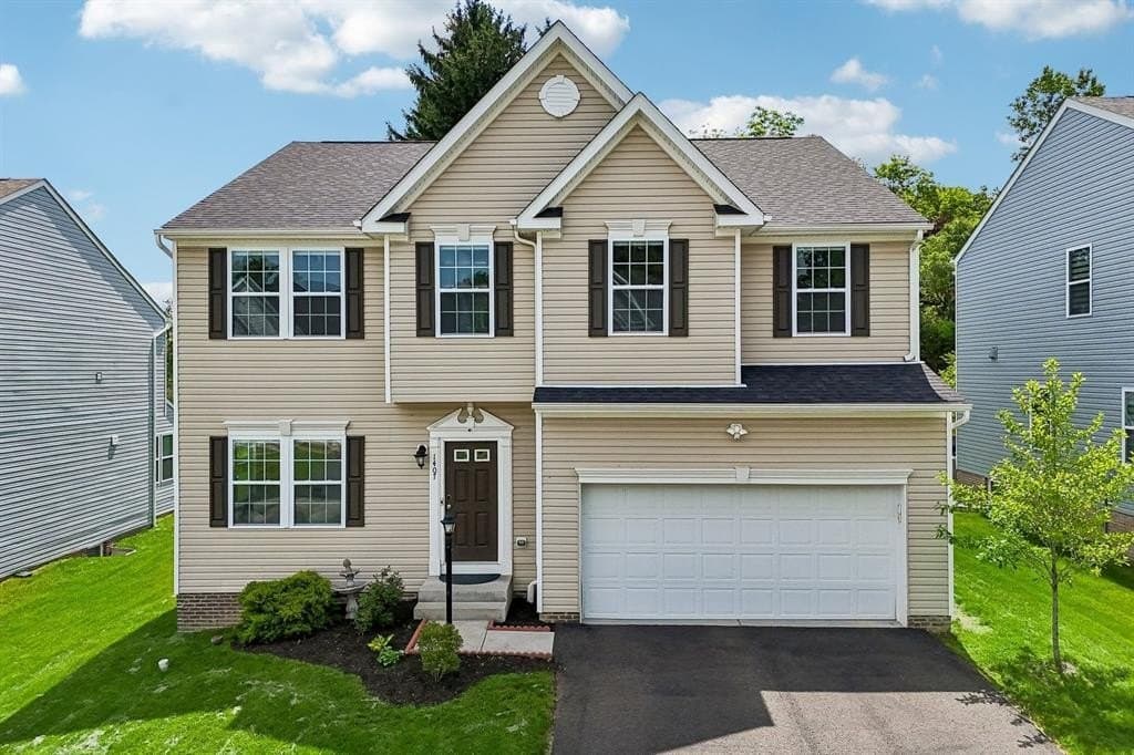 1407 Windsor Ct, Sewickley