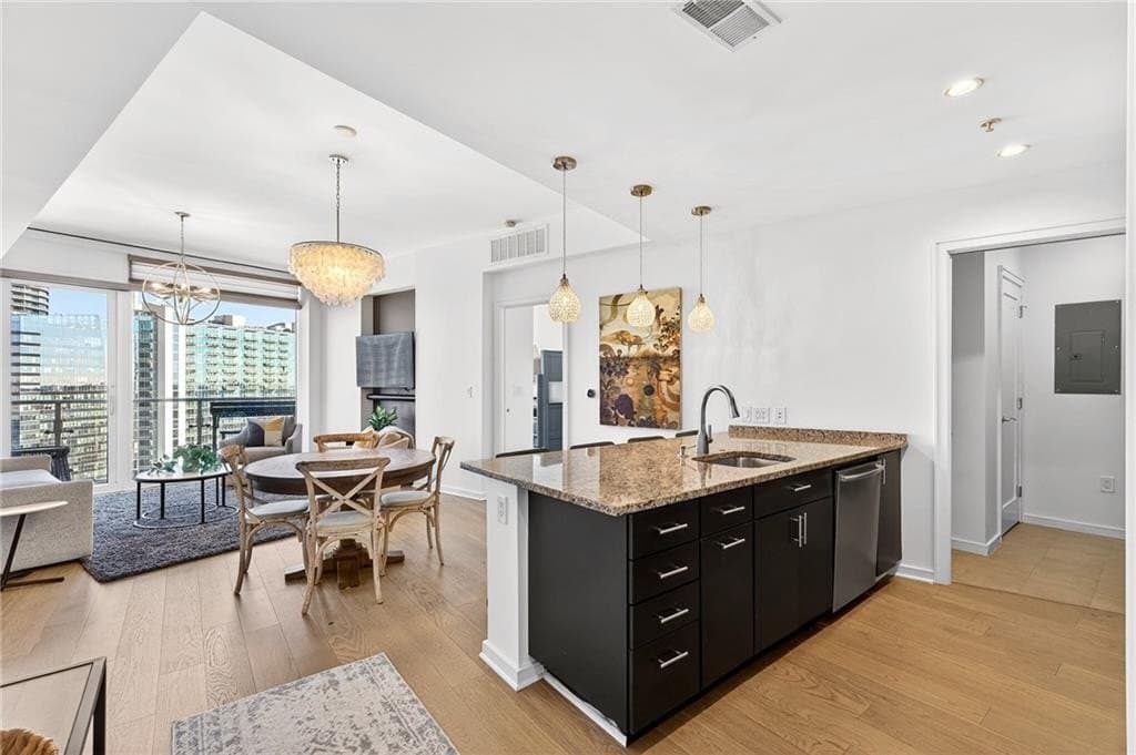 3325 Piedmont Rd NE Unit 2407