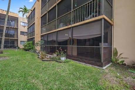 8415 SW 107th Ave Apt 136W