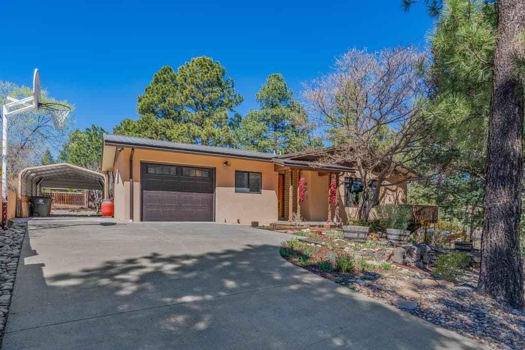 155 El Viento St, Los Alamos