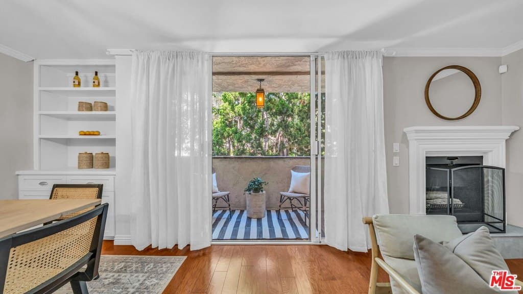 1130 9th St Apt 1, Santa Monica