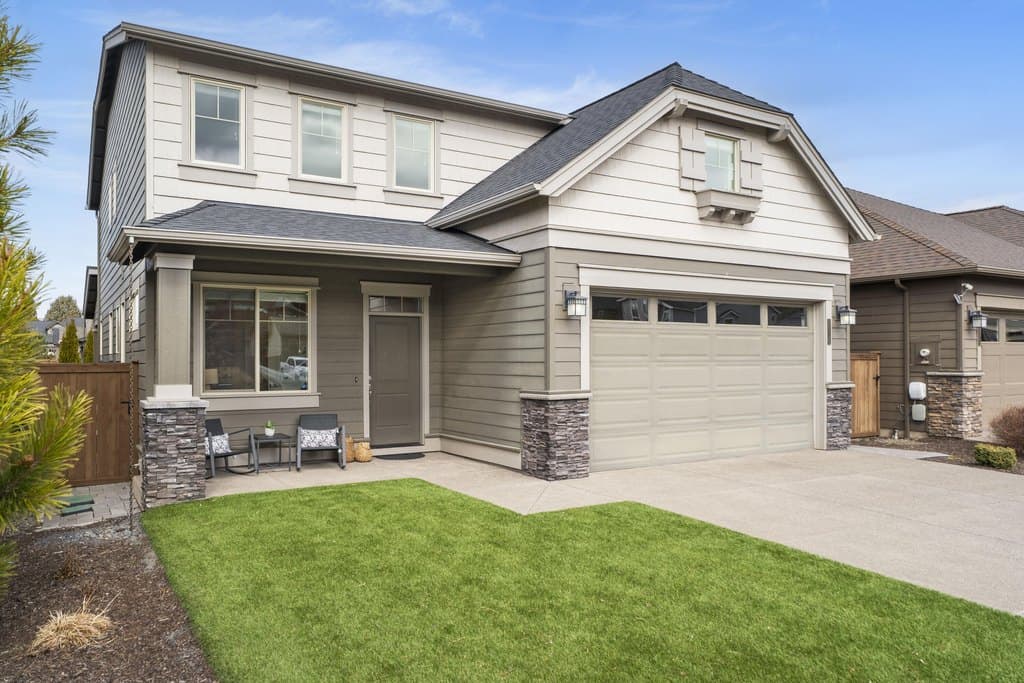 20896 Gateway Dr, Bend