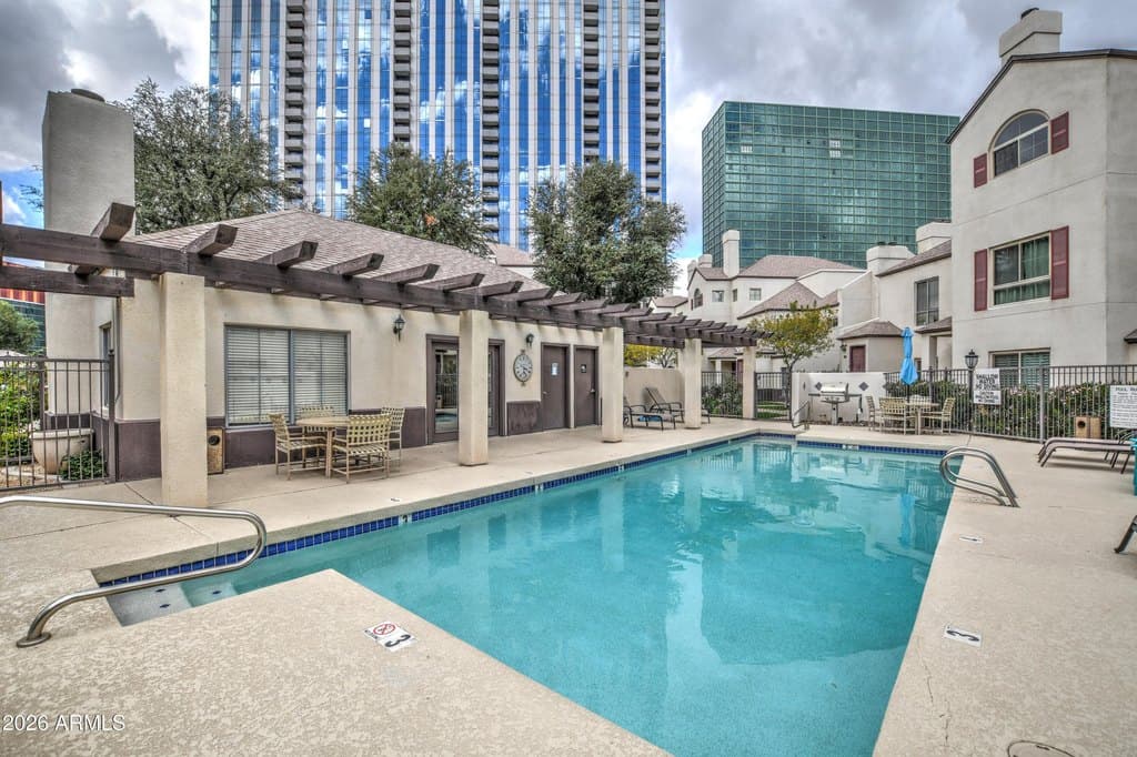 100 E Fillmore St Unit 117