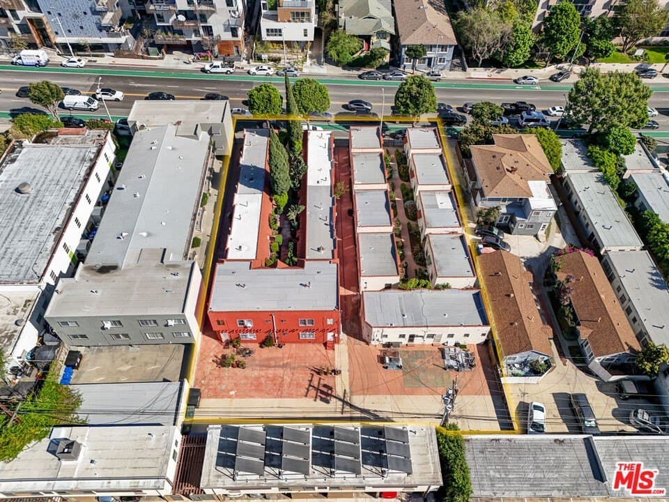 1229 N Fairfax Ave, West Hollywood