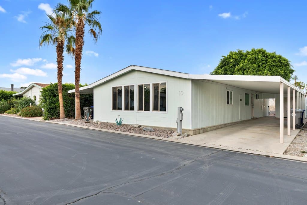 73450 Country Club Dr Spc 10, Palm Desert