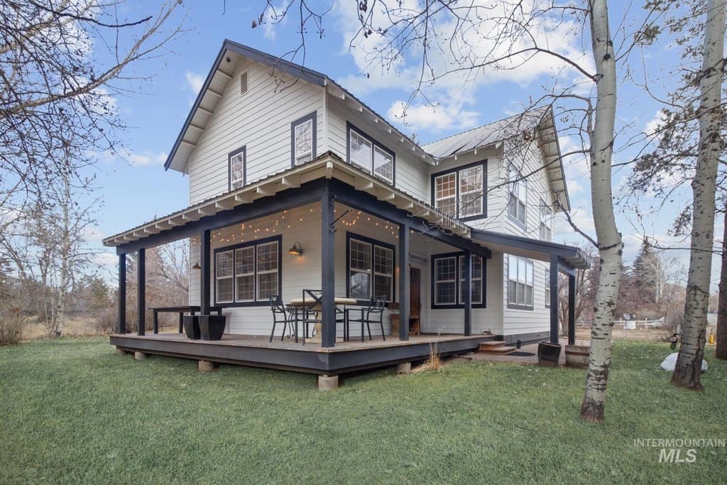 215 W Bullion St, Hailey