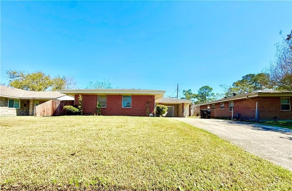 3326 Somerset Dr, New Orleans