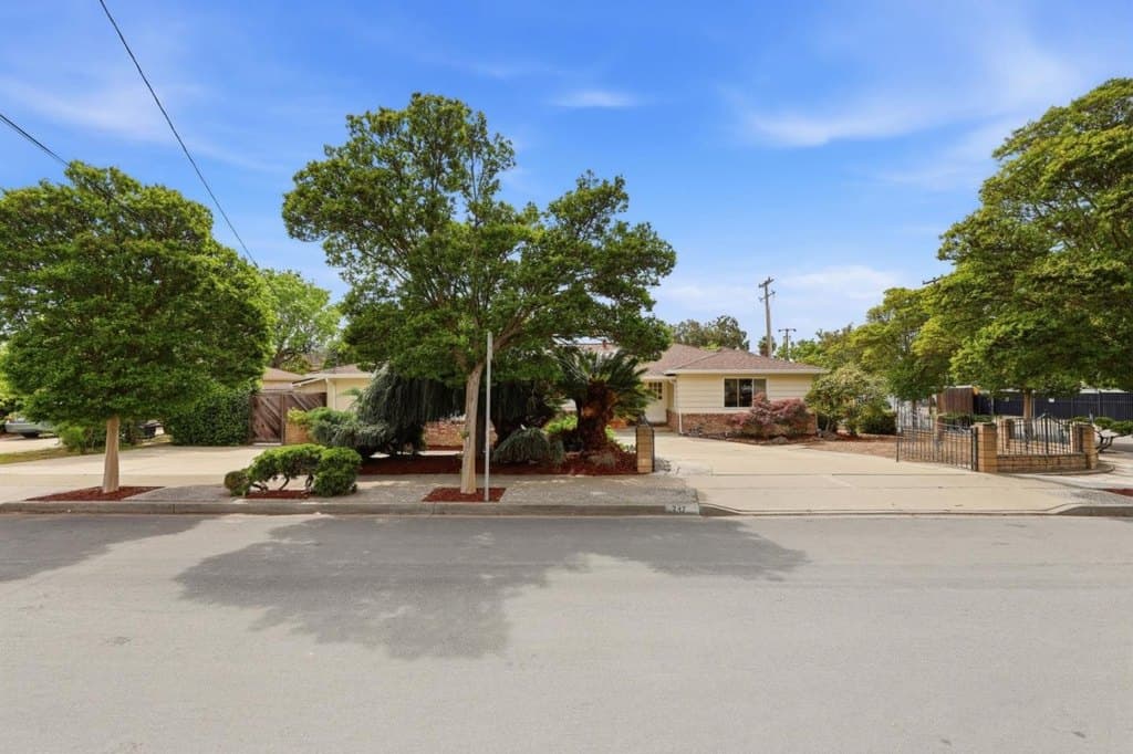 247 Delia St, San Jose