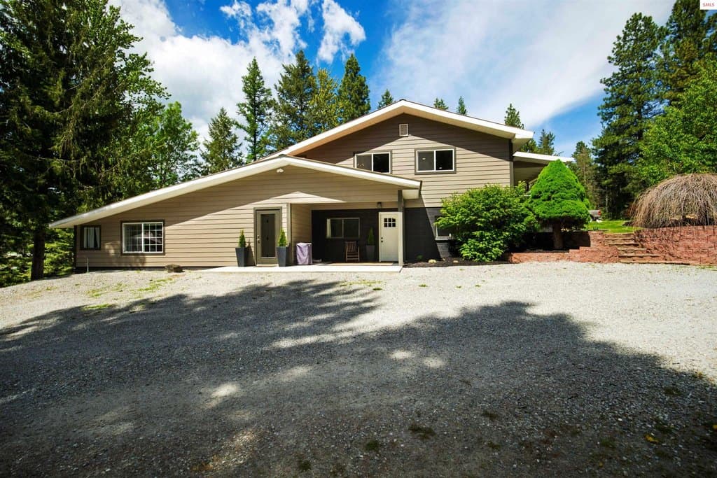 41 Pinecone Rd, Sandpoint