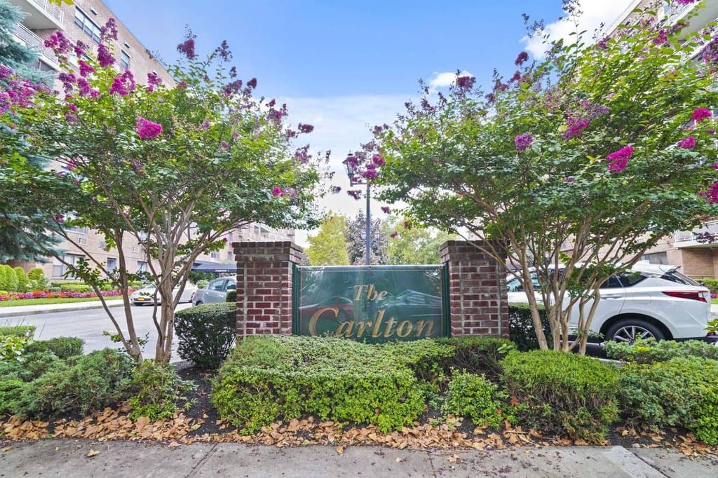 8825 155th Ave Apt 4B