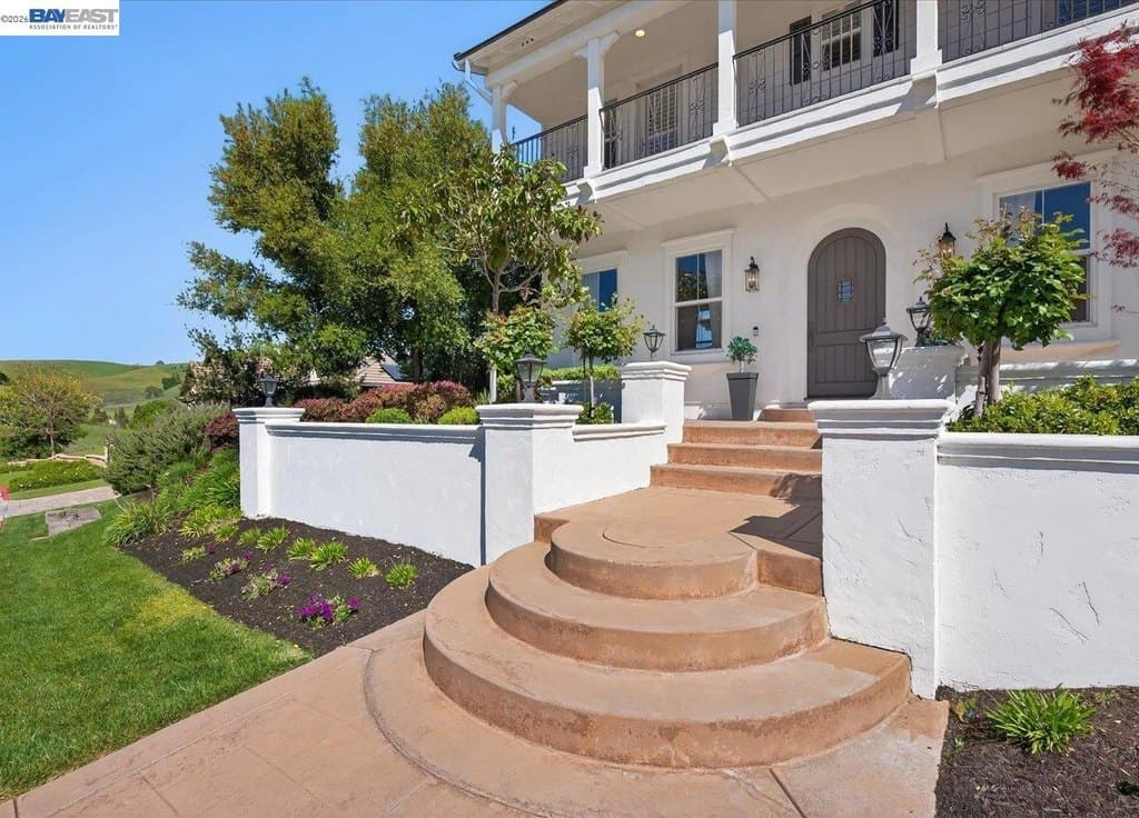130 Tamarind Ln, Danville