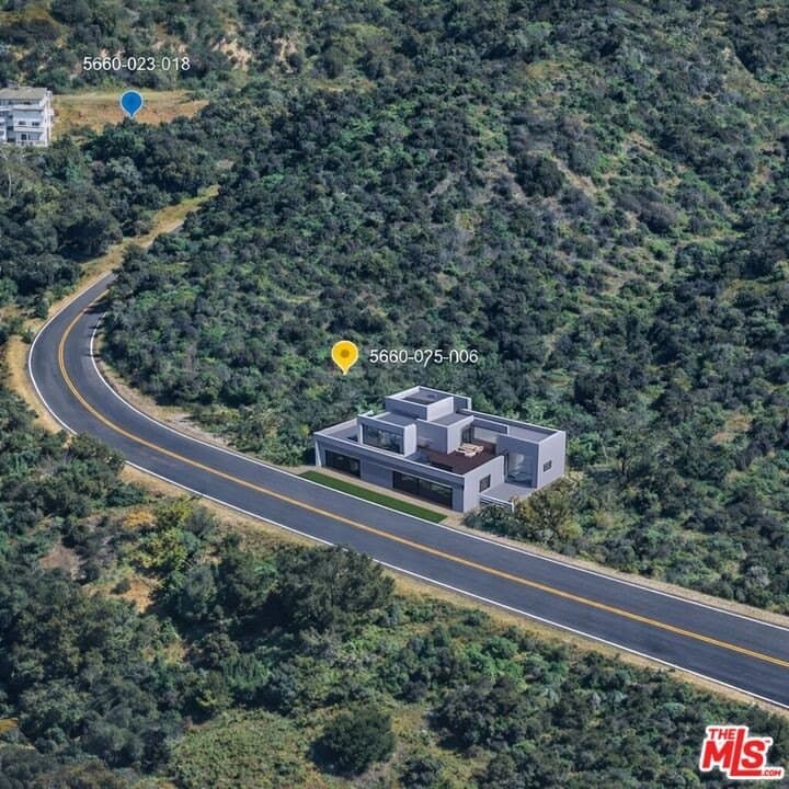 56606 Greenwich Rd, Glendale