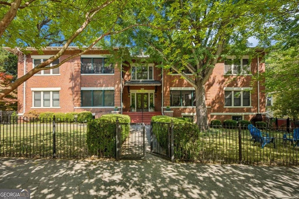 926 Waverly Way NE Apt F