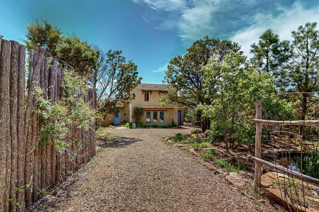 97 Quartz Trl, Santa Fe