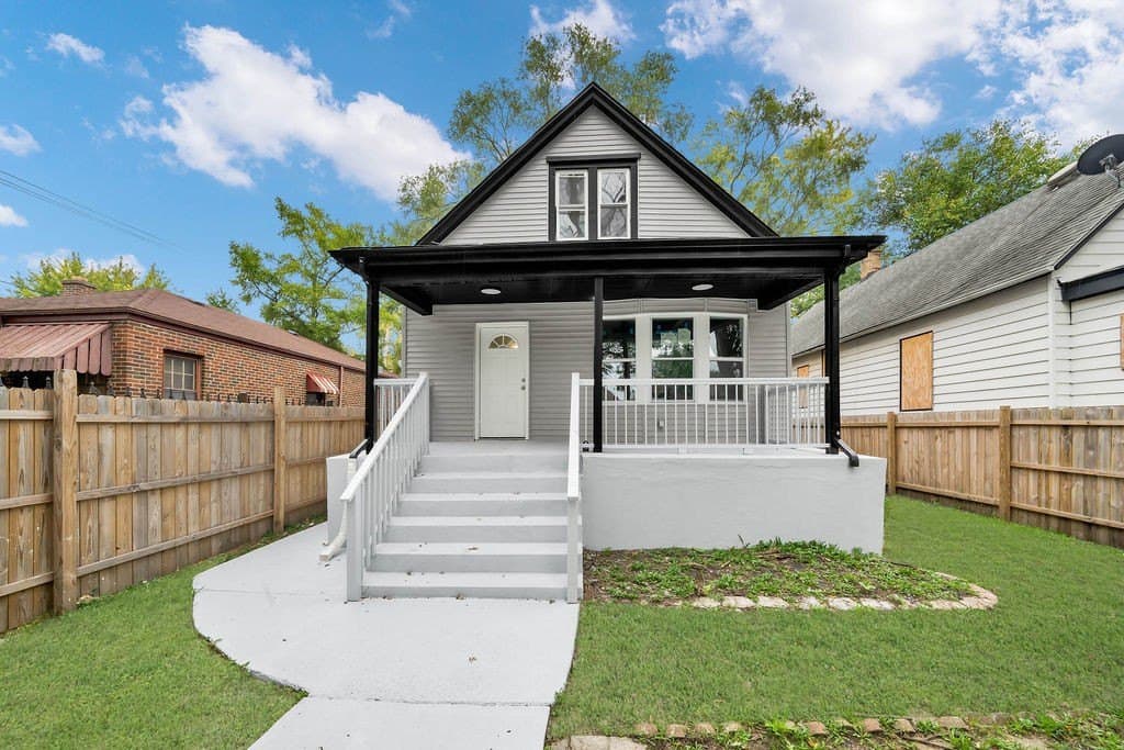 11921 S Wentworth Ave