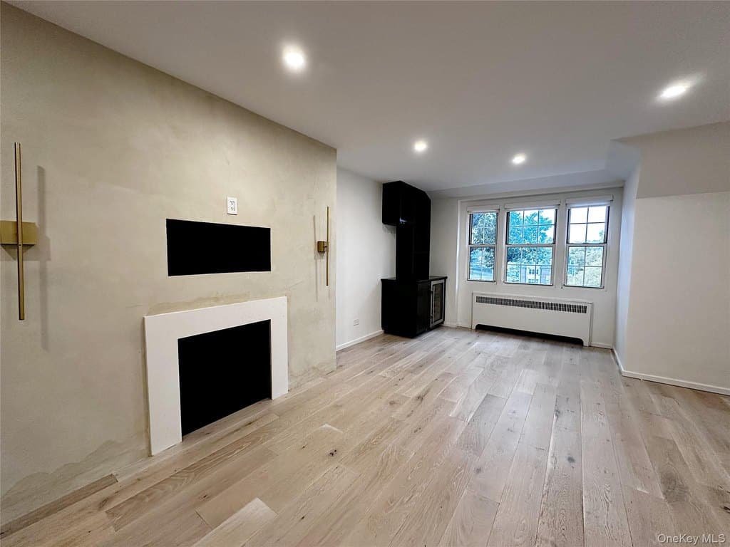 5 Campus Pl Apt 2B, Scarsdale