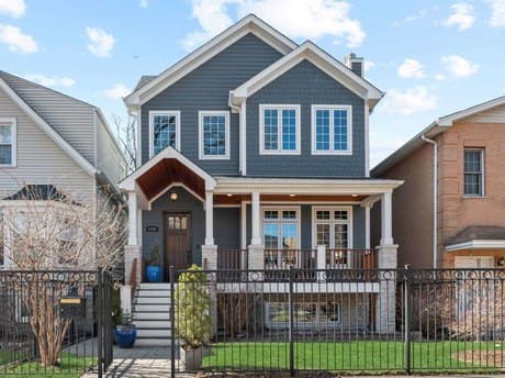 4740 N Hermitage Ave