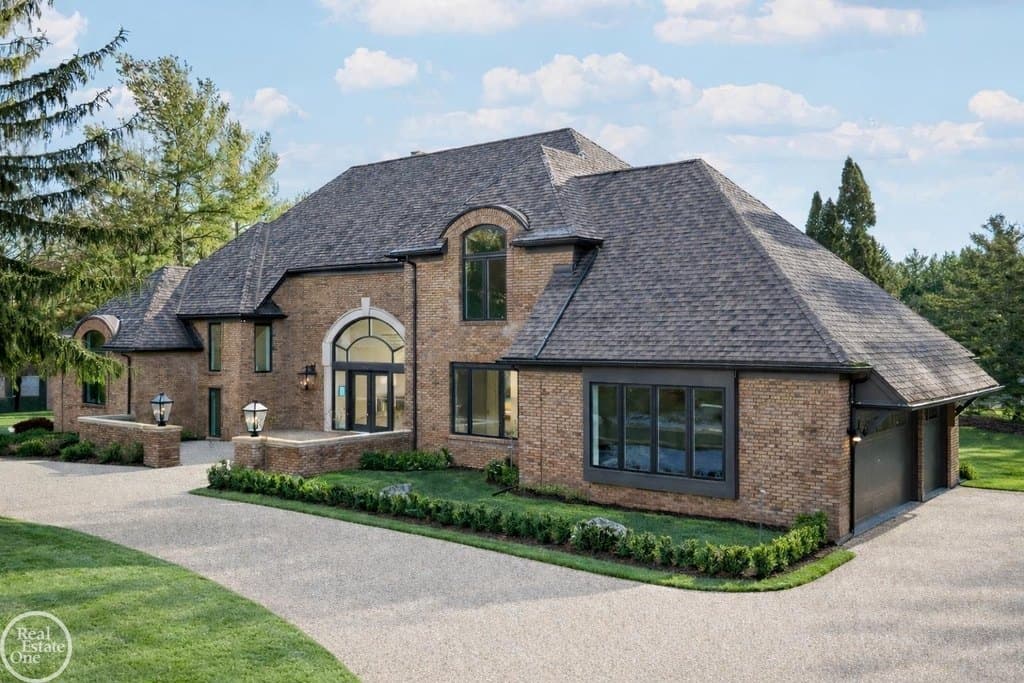 4585 Kiftsgate Bnd, Bloomfield Hills