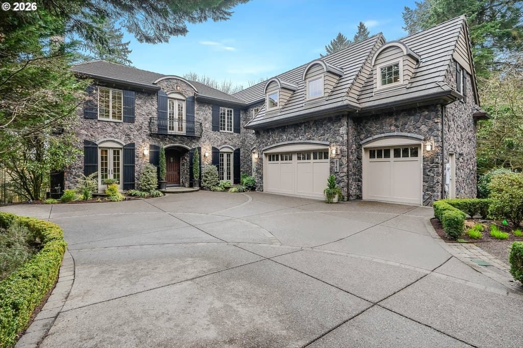 2147 Glenmorrie Ln, Lake Oswego