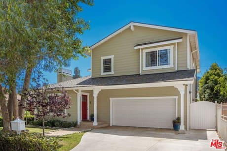 2725 Veteran Ave