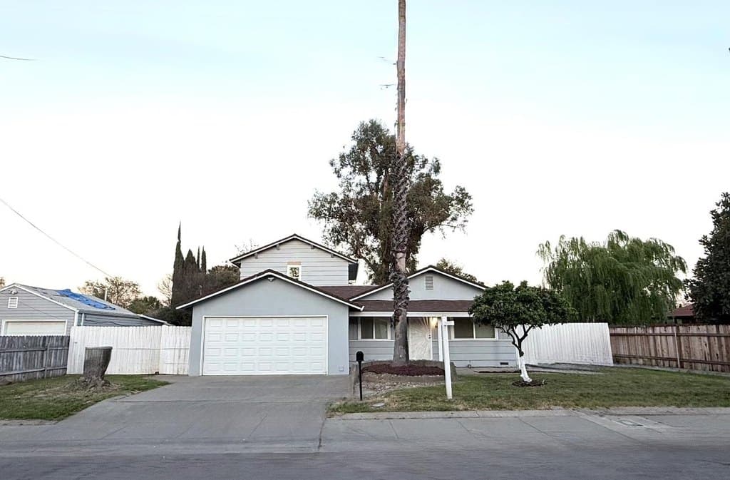 2832 American Ave, Sacramento