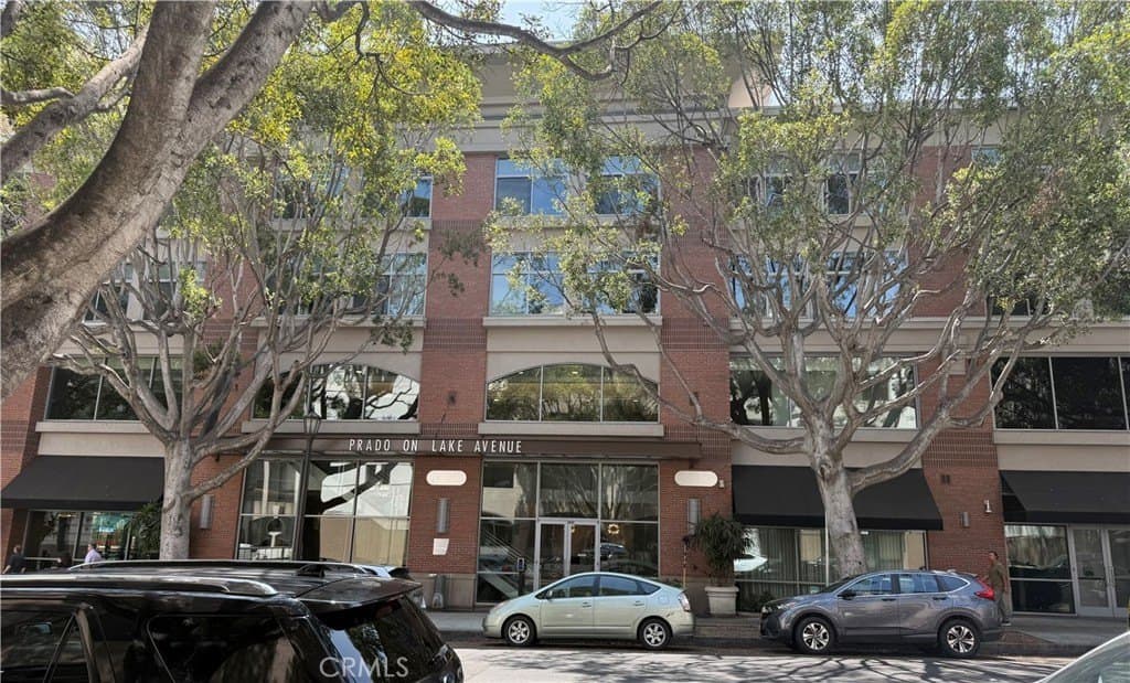 840 E Green St Unit 227, Pasadena