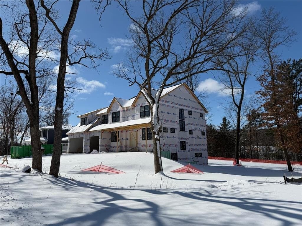 5324 Spring Ln, Minnetonka