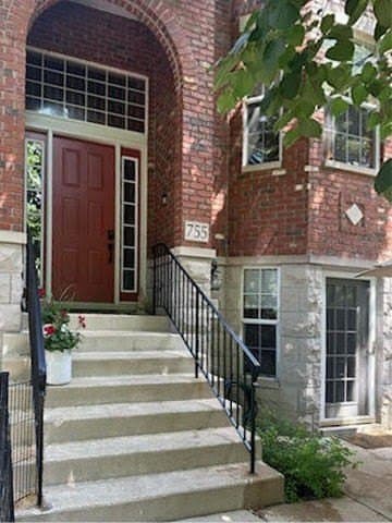 755 Prescott Ct, Naperville