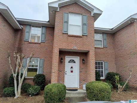 1477 N Donahue Dr Apt 504