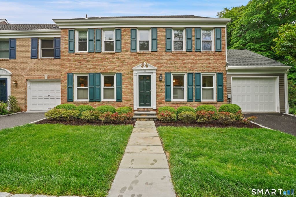 19 Georgetowne N, Greenwich