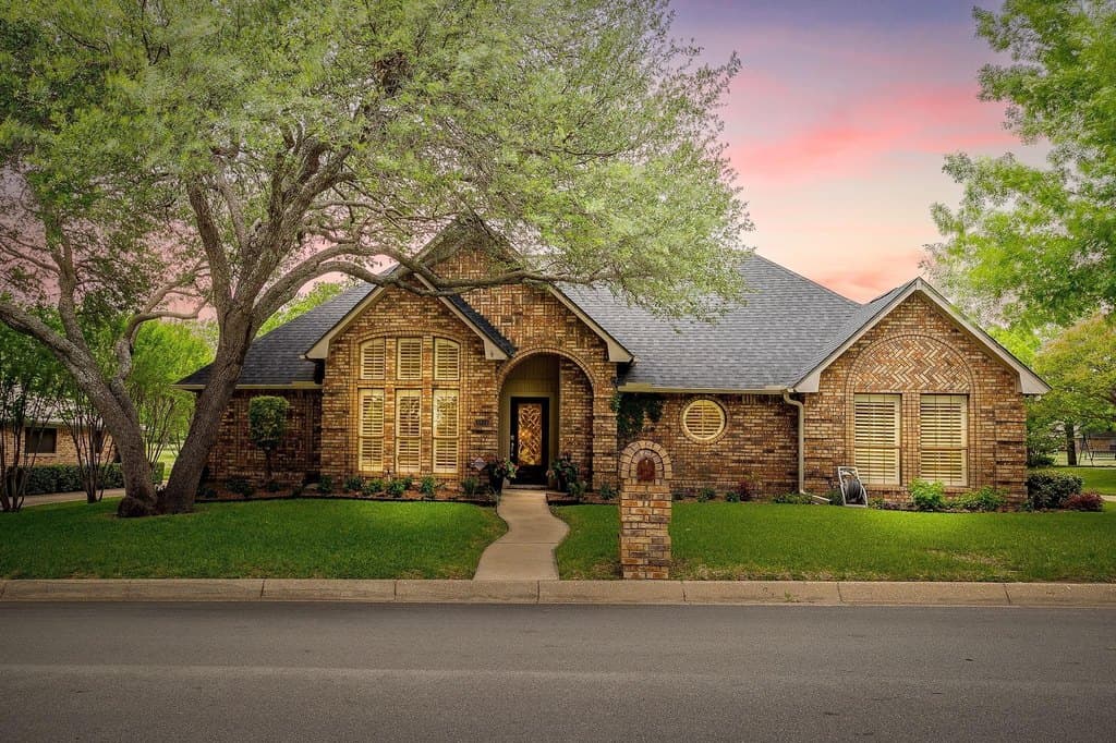 3816 Lost Creek Blvd, Fort Worth
