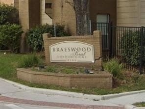 8100 Creekbend Dr Apt 156, Houston