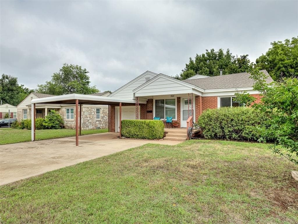 521 NW 50th St, Oklahoma City