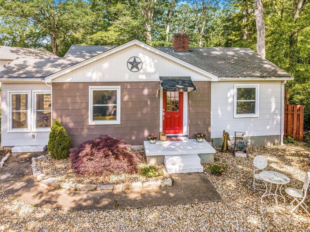 139 Beverly Rd, Asheville