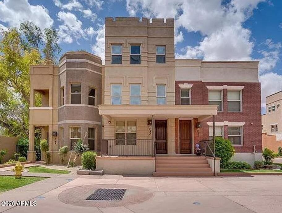 637 S Roosevelt St, Tempe