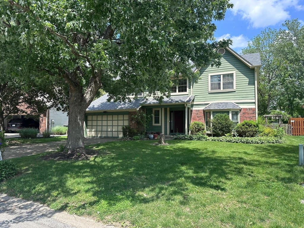7669 Pinesprings East Dr, Indianapolis