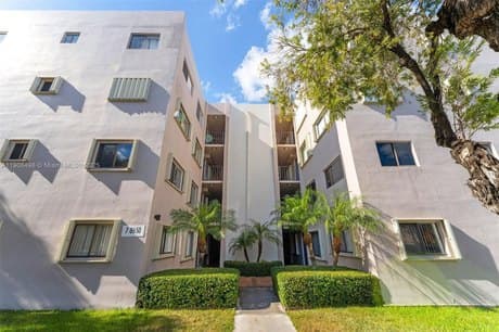 8650 SW 133rd Ave Rd Apt 216