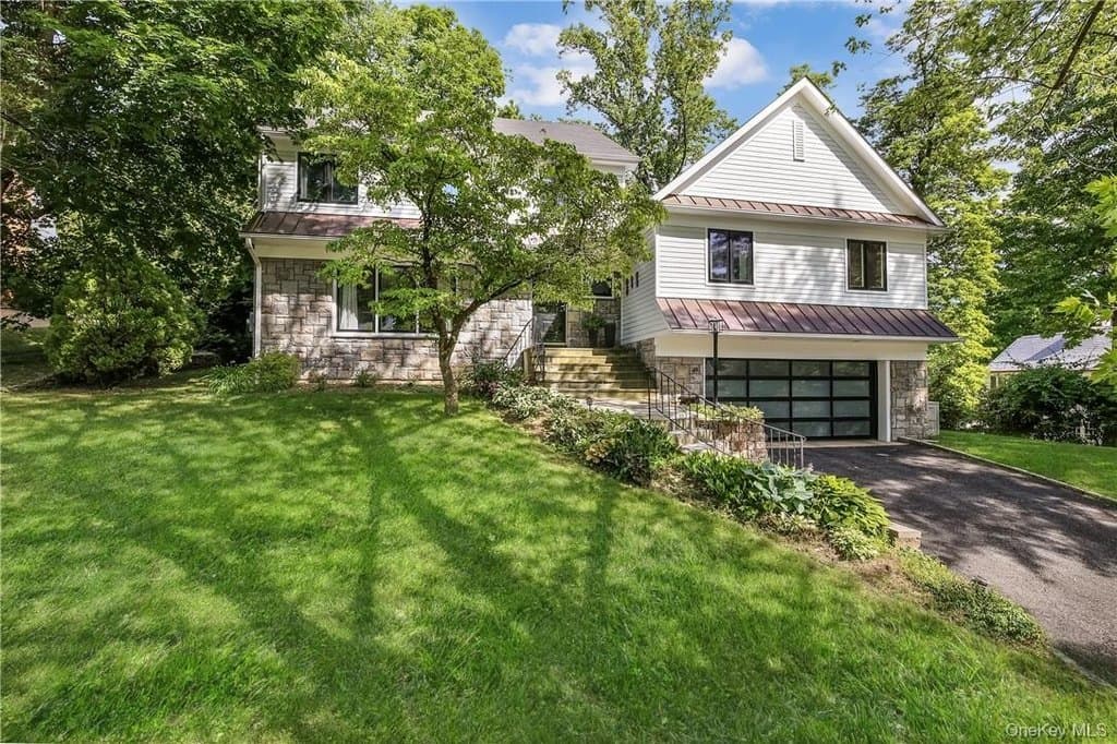 4 Parkfield Rd, Scarsdale